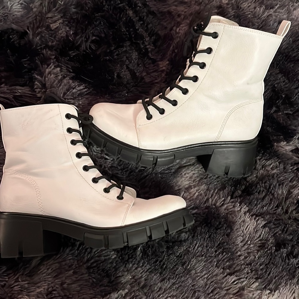 MIA white combat boots